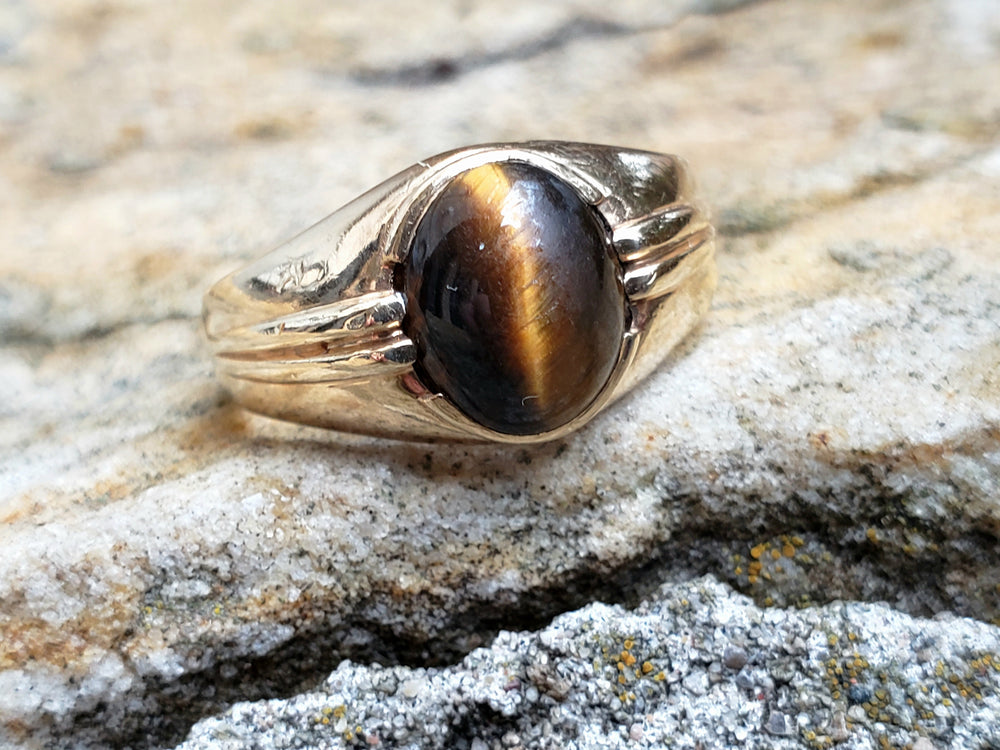 Tigers eye signet ring / Tiger's eye Ring / Cats Eye Ring