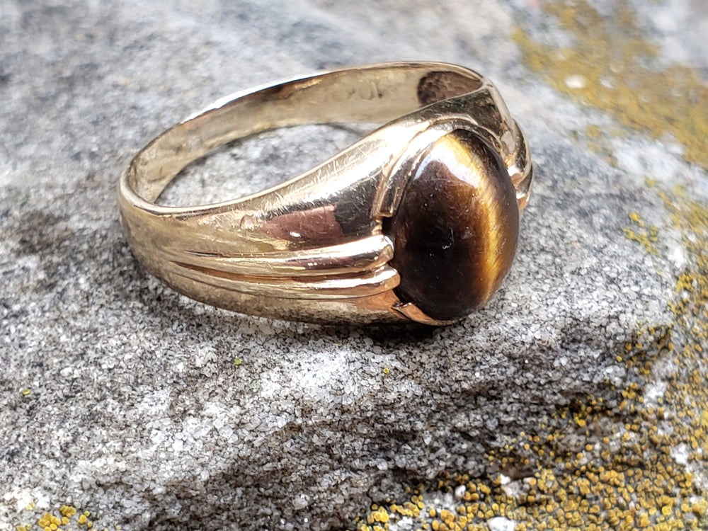 Tigers eye signet ring / Tiger's eye Ring / Cats Eye Ring