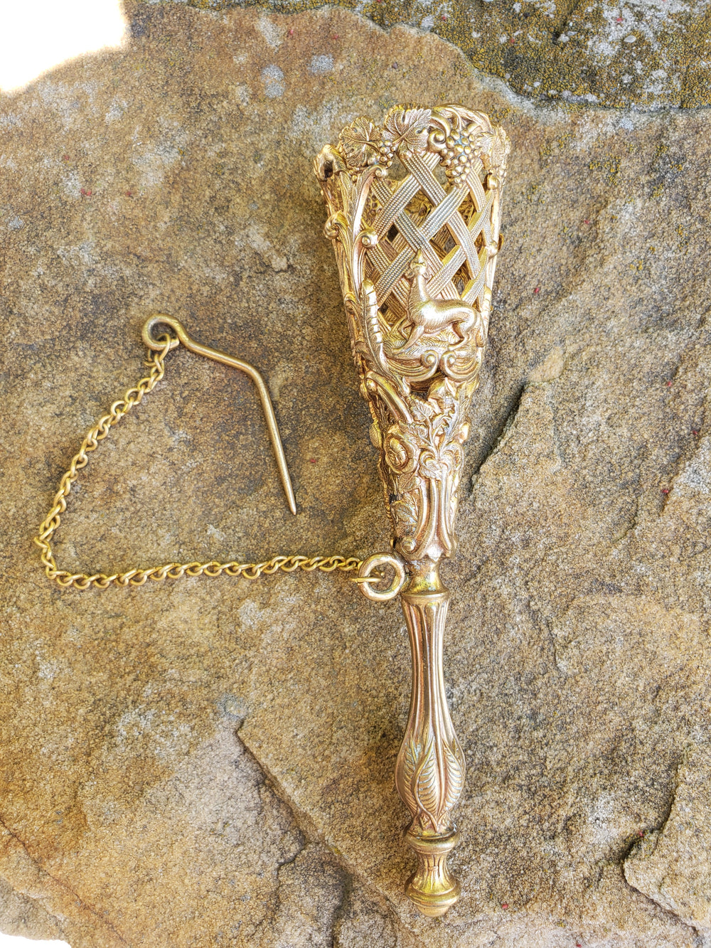 Brass tussie-mussie / Bouquet Holder / Vintage Bouquet Holder