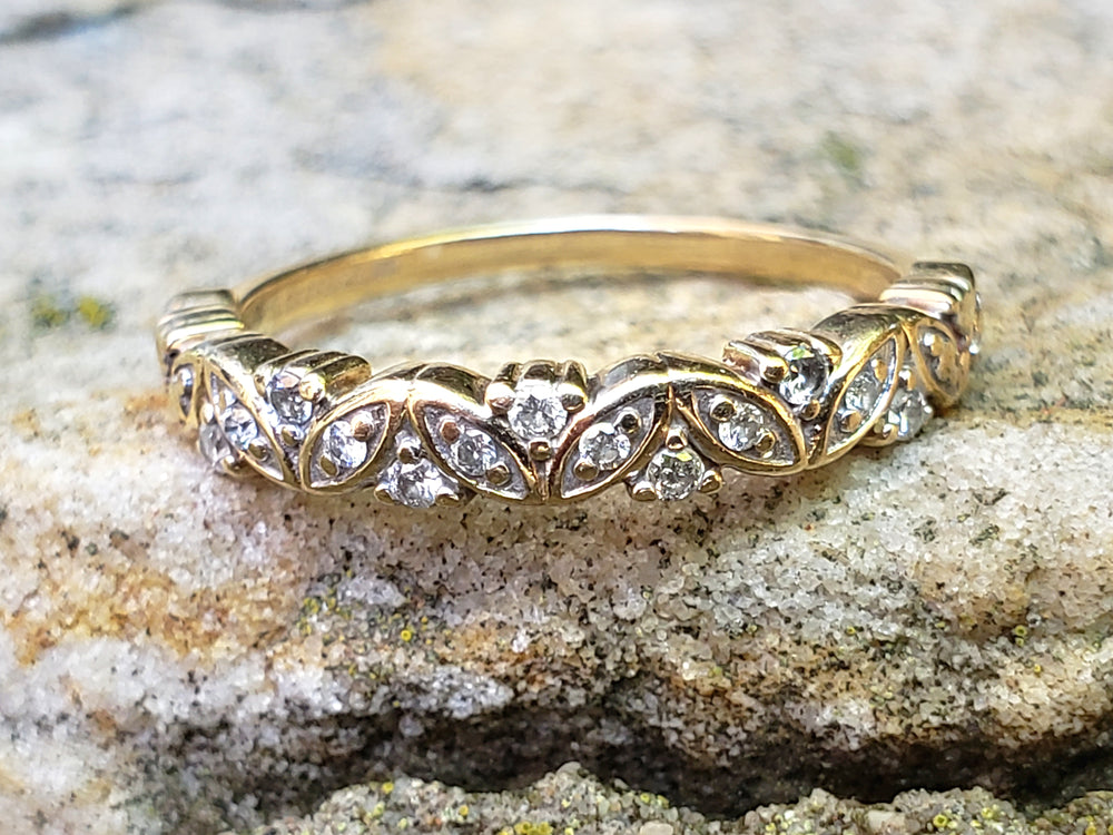 Diamond Semi-Eternity Band / Floral Leaves Band / Diamond Ring