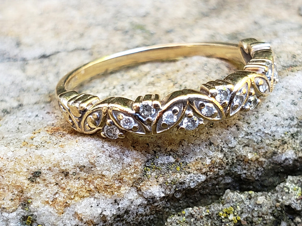 Diamond Semi-Eternity Band / Floral Leaves Band / Diamond Ring