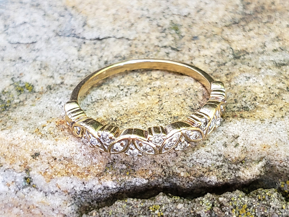 Diamond Semi-Eternity Band / Floral Leaves Band / Diamond Ring