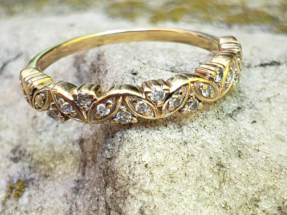 Diamond Semi-Eternity Band / Floral Leaves Band / Diamond Ring