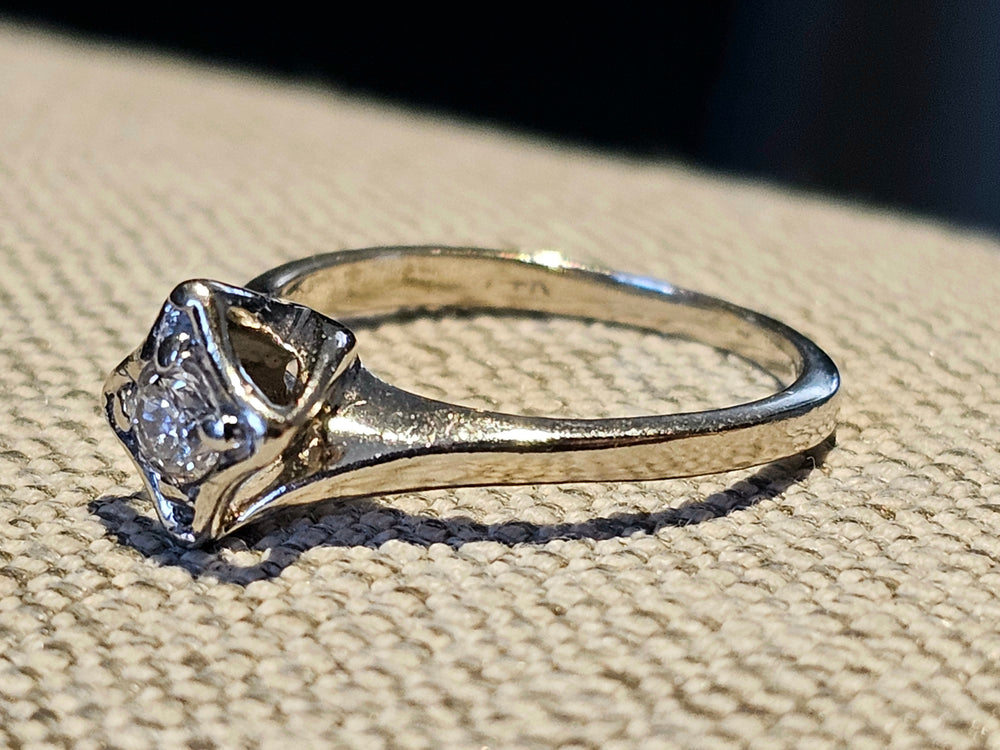 Astral Set Diamond Engagement Ring / 0.25 ct Diamond Engagement Ring