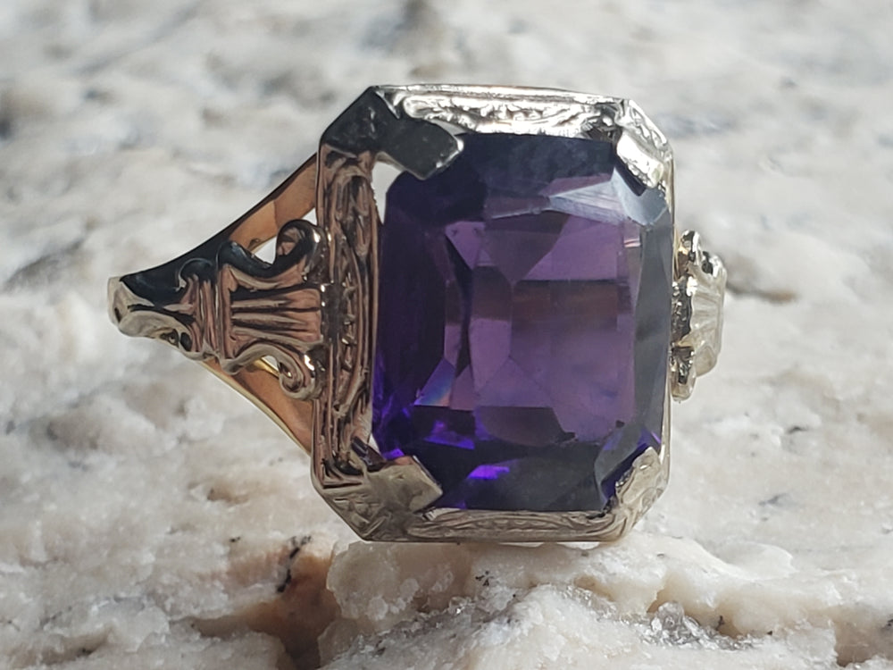 Art Deco Pinky Ring / Amethyst Signet Ring