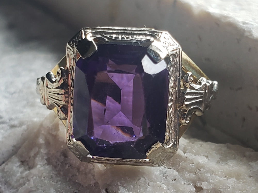 Art Deco Pinky Ring / Amethyst Signet Ring