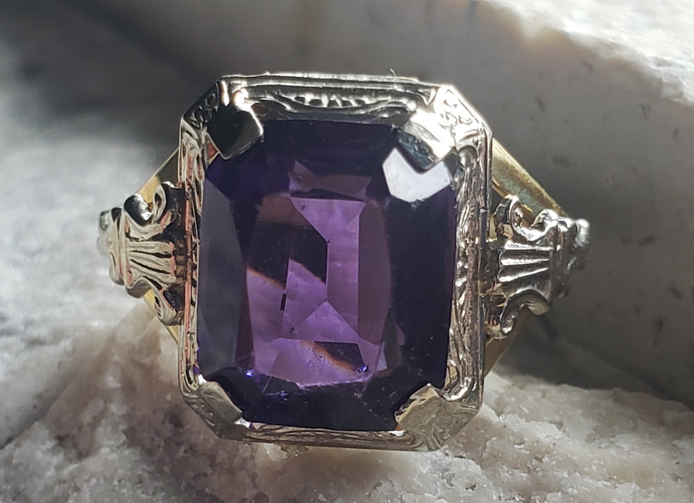 Art Deco Pinky Ring / Amethyst Signet Ring
