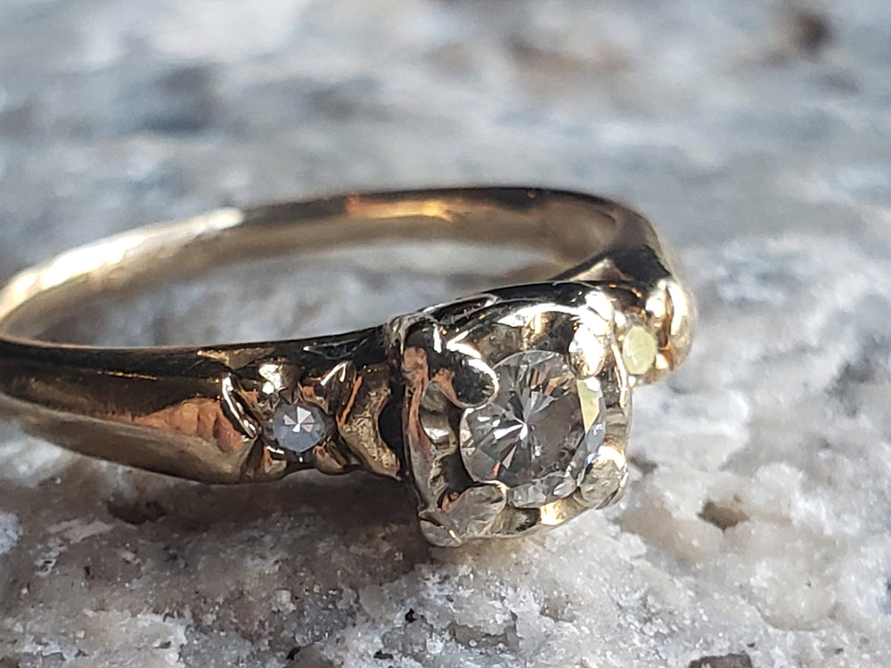 Vintage Diamond Engagement Ring / Three Stone Diamond Engagement Ring