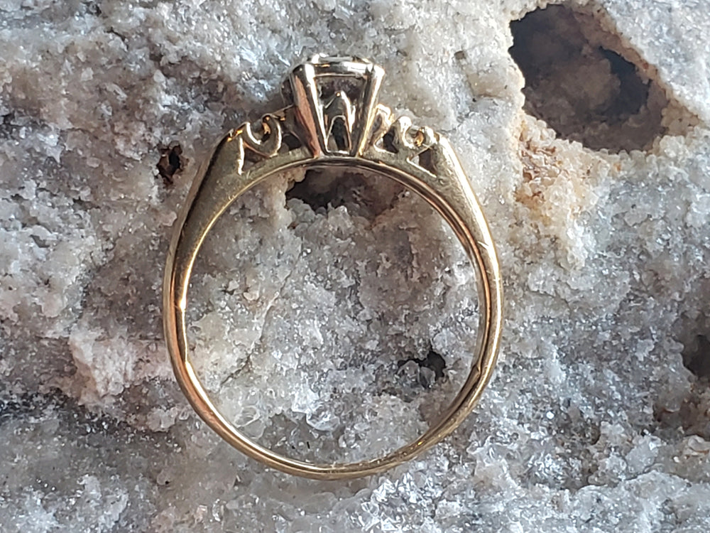 Vintage Diamond Engagement Ring / Three Stone Diamond Engagement Ring