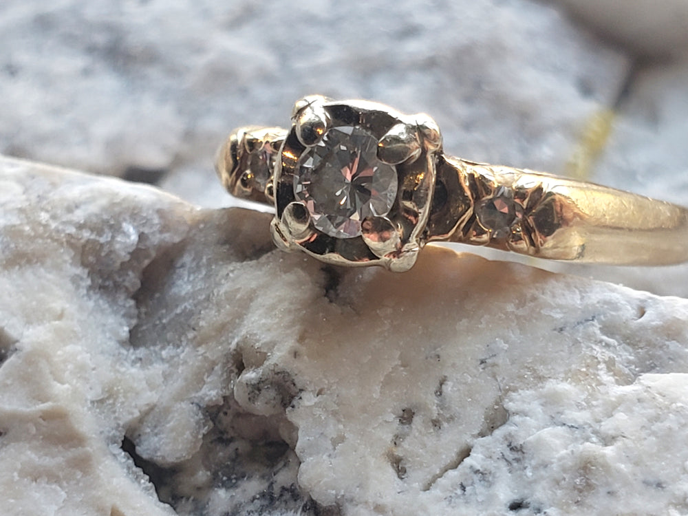 Vintage Diamond Engagement Ring / Three Stone Diamond Engagement Ring
