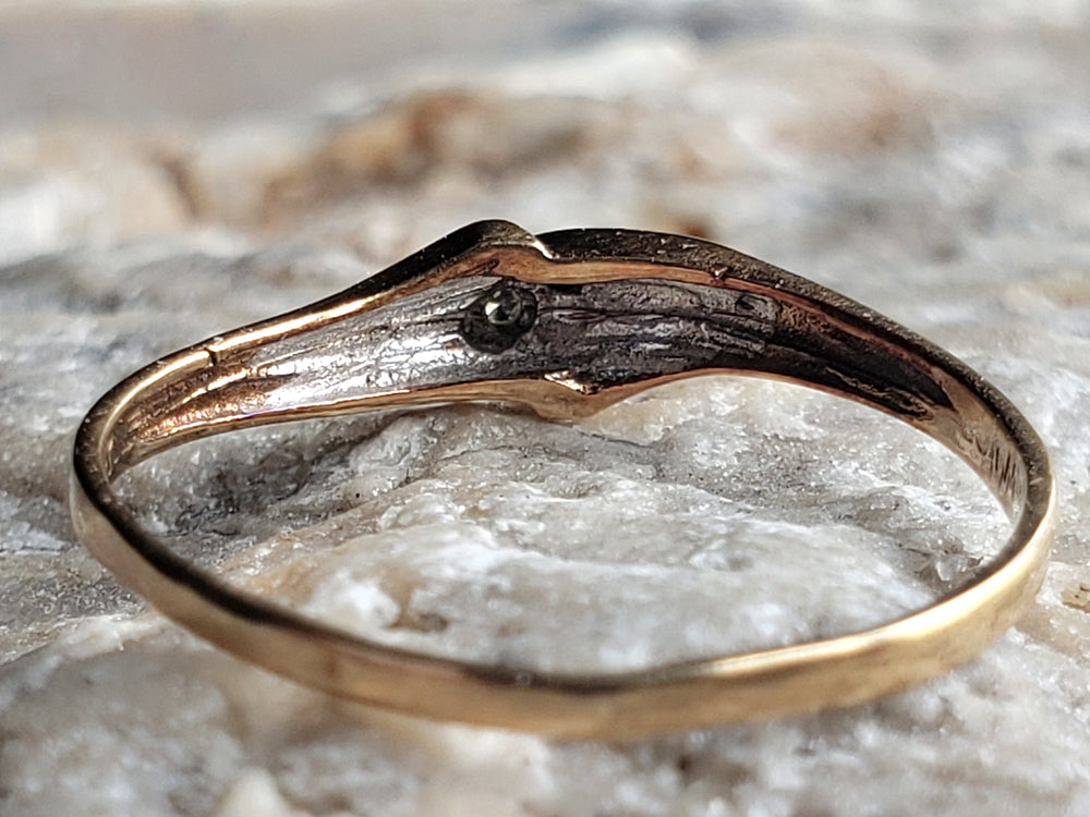 Dainty Vintage Wedding Band / Diamond Wedding Band / Promise Ring