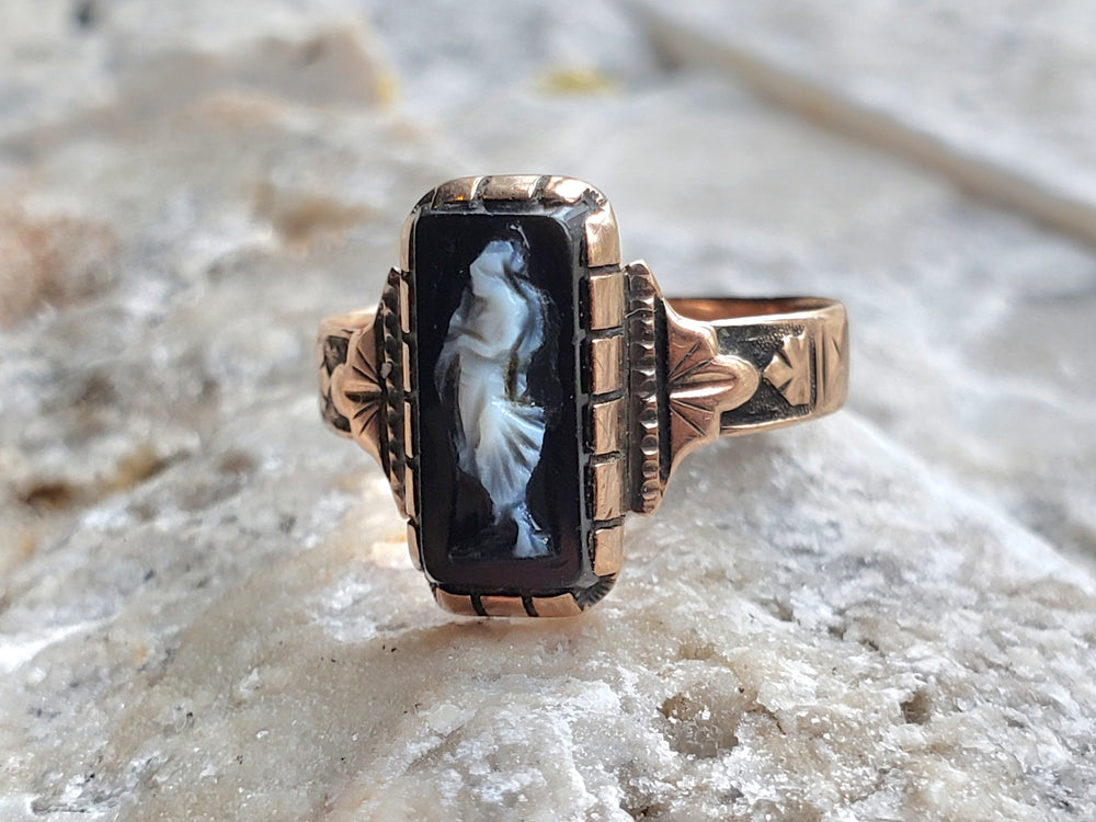 Victorian Grand Period (Circa 1861 - 1880) Onyx Cameo Ring