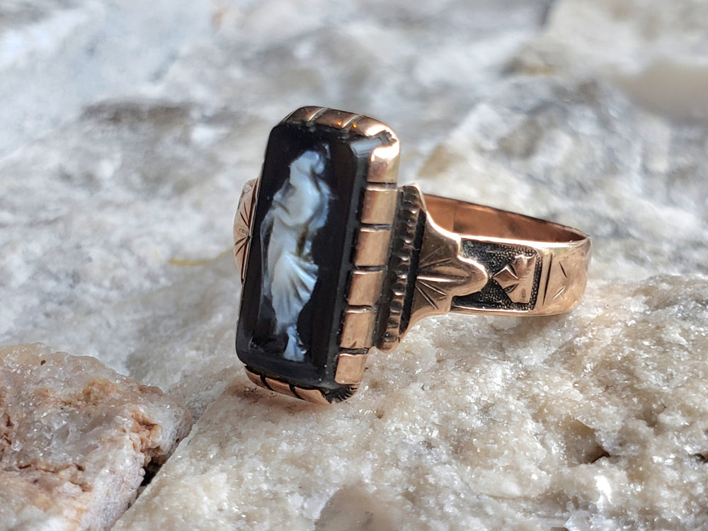 Victorian Grand Period (Circa 1861 - 1880) Onyx Cameo Ring