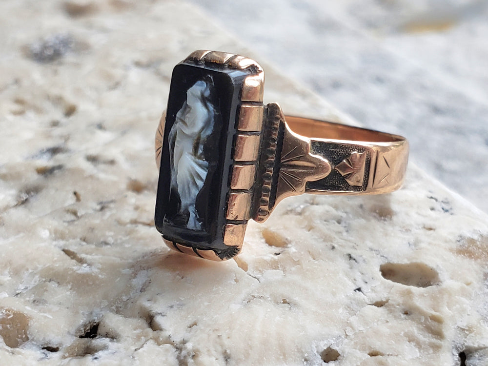 Victorian Grand Period (Circa 1861 - 1880) Onyx Cameo Ring