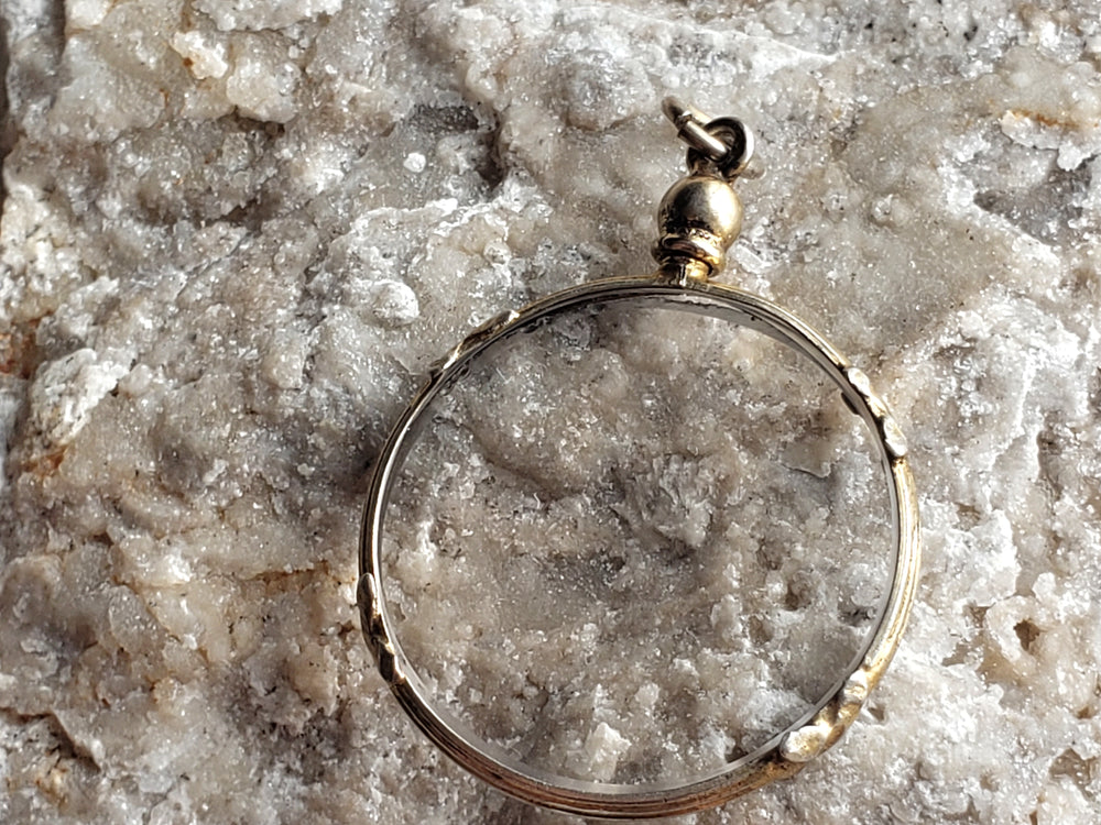 Antique shaker Locket / Double Sided Glass Locket