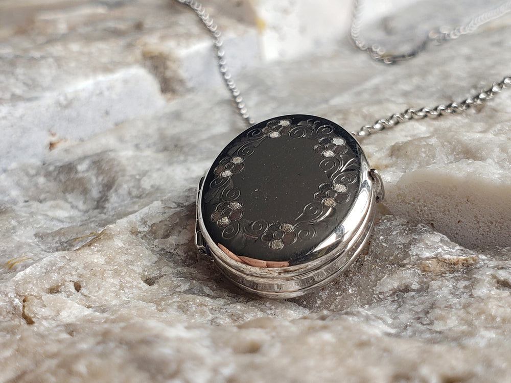 Four Picture Silver Locket / Marathon Locket