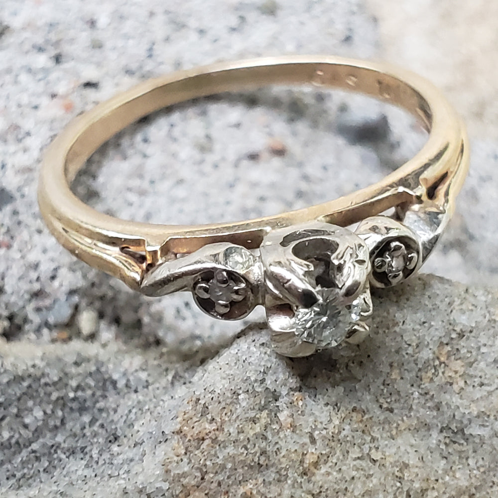Vintage Three Stone Diamond Engagement Ring, c.1940s | Farringdons Jewellery