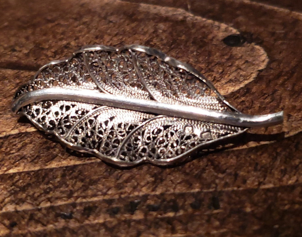Portuguese Silver Filigree Brooch / Porto Portugal Brooch / Leaf Brooch