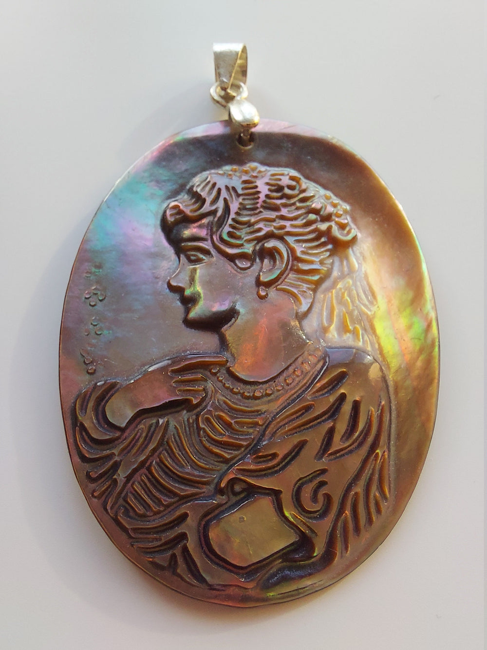 Black Shell Carved Cameo / Shell Cameo and chain / Carved Cameo / Mother of Pearl Cameo