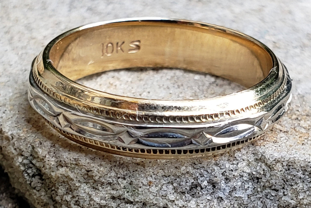 10k Patterned Gold Wedding Band / Two Tone Engraved Wedding Band / Stacking Band / Ring Stack