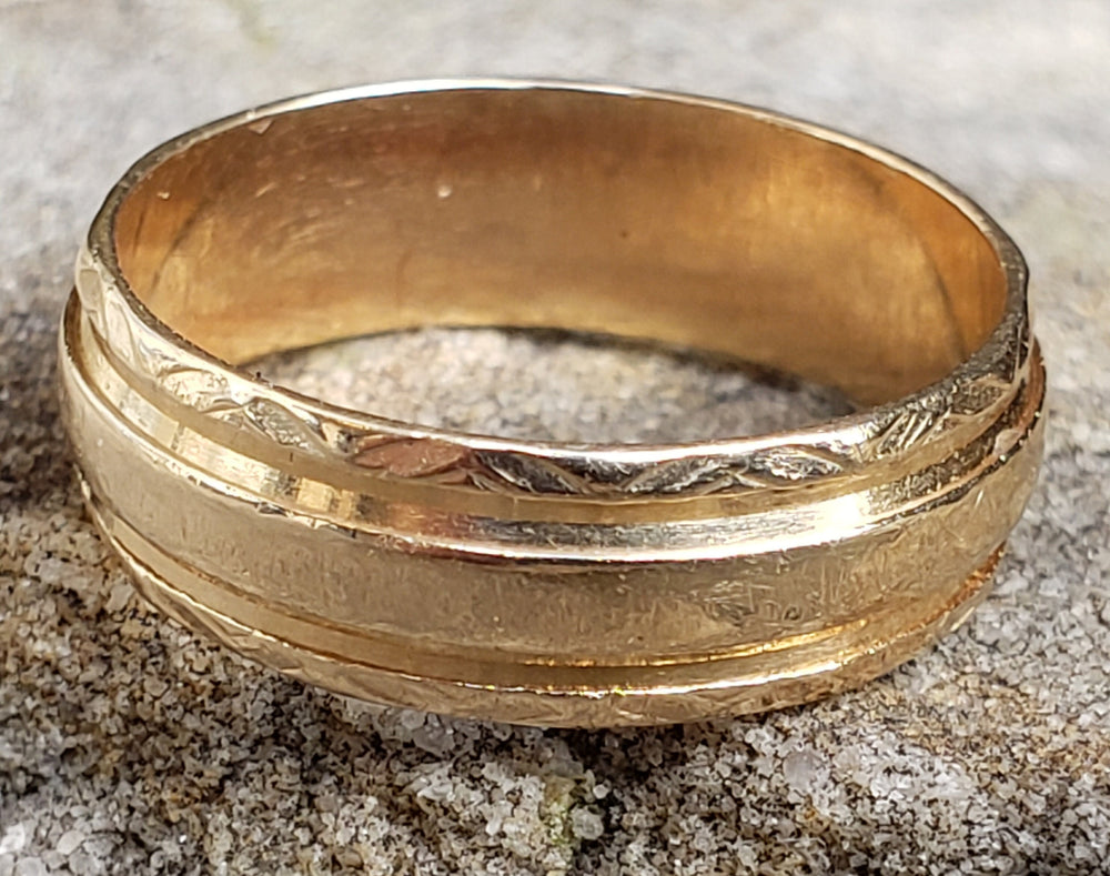 Wide Yellow Gold Band / Stacking Band / Wedding Band / Engraved Wide Band